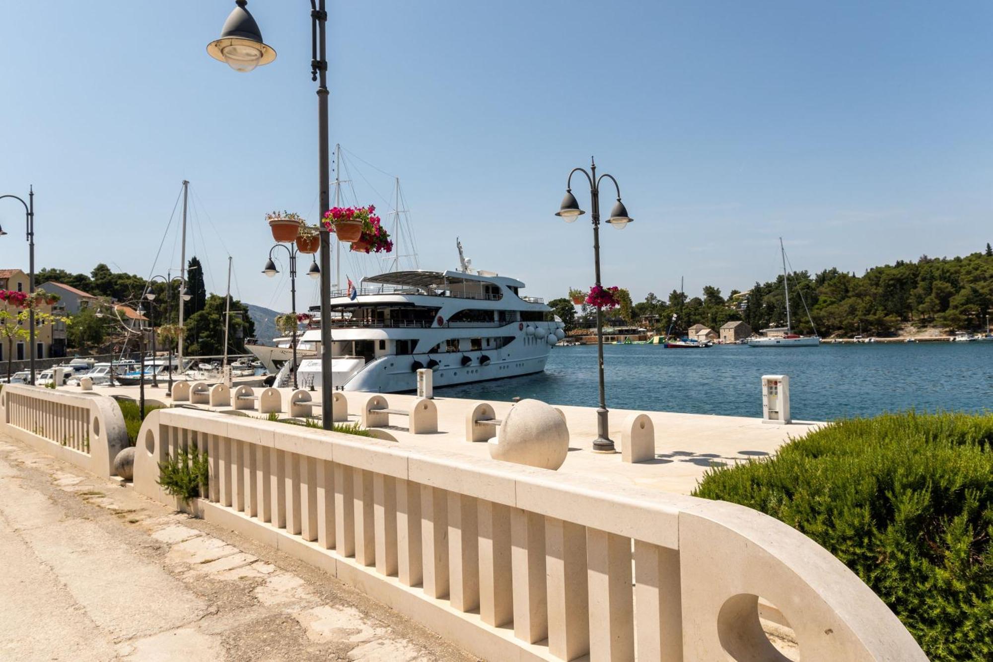 Apartment Mandalina House Stari Grad  Esterno foto