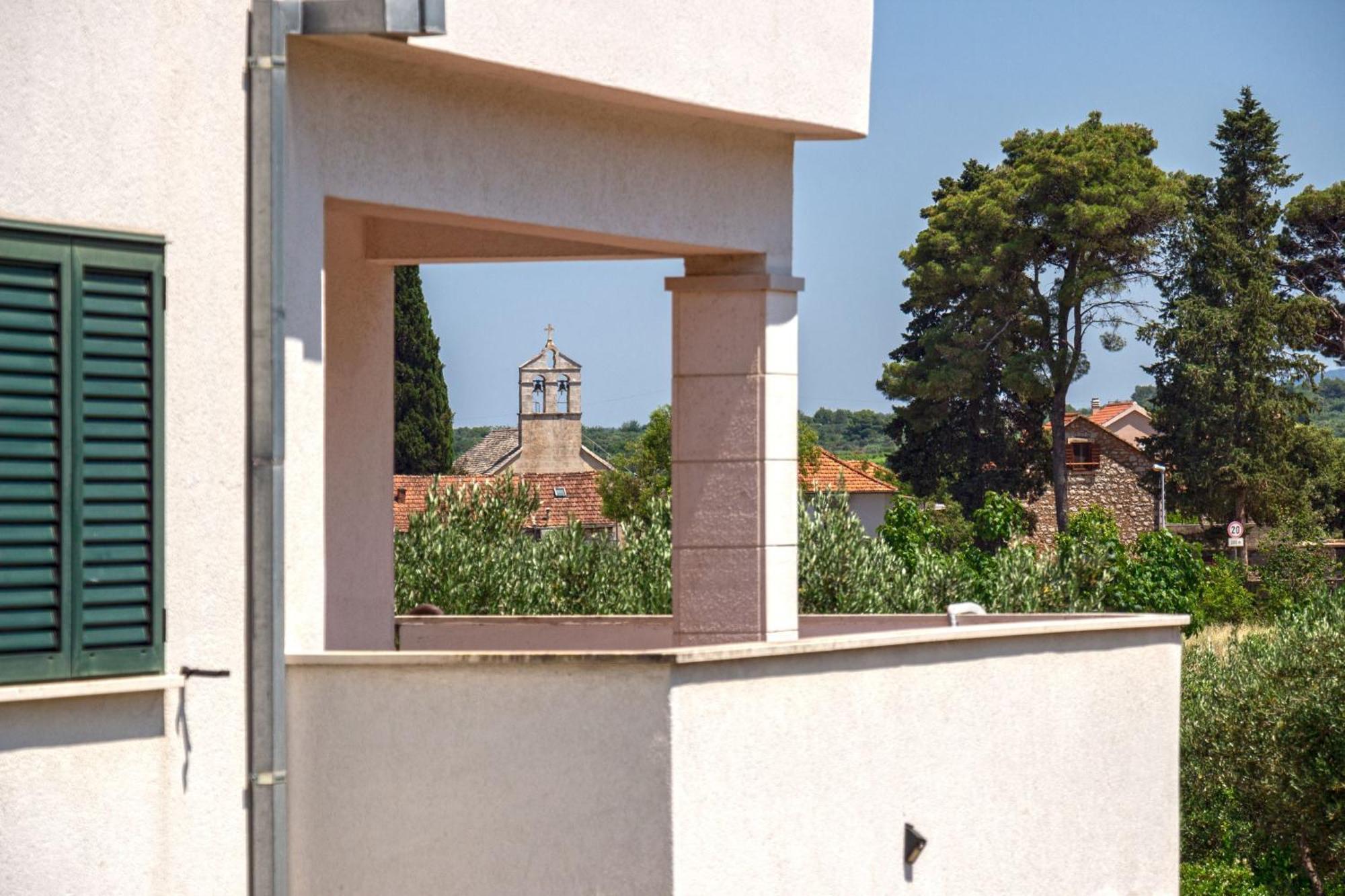 Apartment Mandalina House Stari Grad  Esterno foto